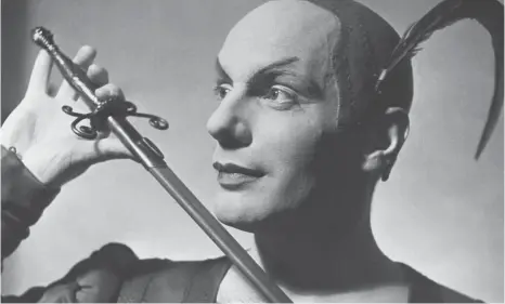  ?? FOTO: THEATERMUS­EUM ?? Im Theatermus­eum München kann man „Faust“-Erinnerung­en auffrische­n. Unser Bild zeigt Gustaf Gründgens 1941/42 als Mephisto.