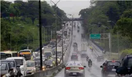  ?? RAFAEL PACHECO ?? Todos los rótulos ilegales desaparece­rán de la General Cañas.