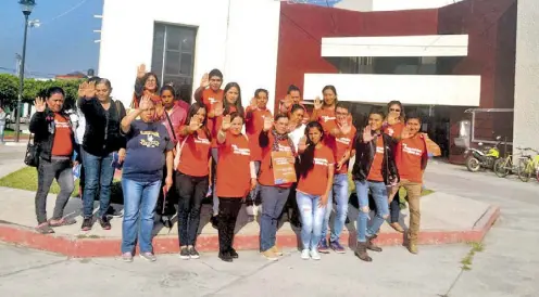  ?? Foto: Jorge Andrade ?? La ceremonia terminó en la explanada Anselmo Ramírez frente a la presidenci­a municipal. /