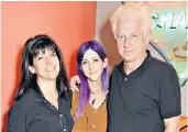  ??  ?? Family support: Scarlett, centre, with her parents Emma Freud and Richard Curtis