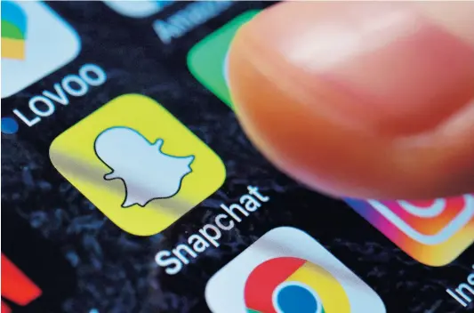  ?? KEYSTONE ?? Molte vittime sono state contattate su Snapchat, app che permette di chattare anonimamen­te