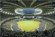  ?? DARIO AYALA/FILES ?? Montreal baseball fans have been filling the Olympic Stadium for preseason games featuring the Toronto Blue Jays for the past few years though chances remain remote that the Expos will return, especially after Denis Coderre, a huge fan, was defeated in...