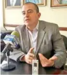  ??  ?? OPINIóN. Diego Naranjo, director de la CCL, siente que falta diálogo entre quienes hacen cultura.