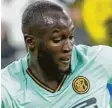  ?? Foto: David Inderlied, dpa ?? Inter-Spieler Romelu Lukaku schrieb auf Twitter von der „dümmsten Überschrif­t“seiner Karriere.