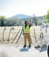  ?? ?? B nanza Creek. La policia impedeix d’acostar-se al tràgic ranxo