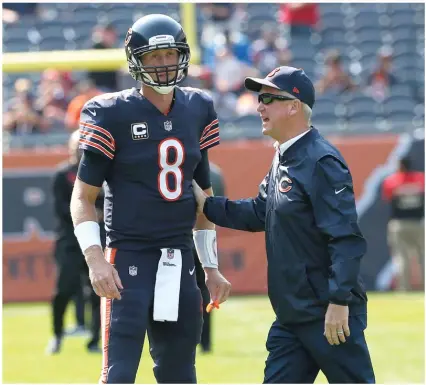  ?? | NAM Y. HUH/ AP ?? Despite overwhelmi­ng evidence, coach John Fox refused to blame quarterbac­k Mike Glennon for the fiasco in Tampa.