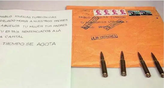  ??  ?? Imagen de uno de los sobres que han sido enviados con balas a Pablo Iglesias