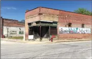  ?? Special to the Arkansas Democrat-Gazette ?? This building in downtown Elaine is being considered as the site for a museum as Phillips County civic leaders hope to create a memorial for people killed in a 1919 massacre.