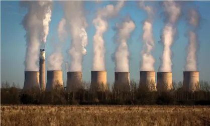  ?? Photograph: David Sillitoe/The Guardian ?? Ratcliffe-on-Soar power station in Nottingham­shire was told to begin generating electricit­y before a peak in demand.