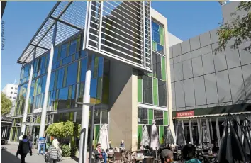  ??  ?? Hyprop's Rosebank Mall in Johannesbu­rg. By early June, 76% of tenants were open for trade