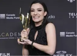  ?? RICK MADONIK/TORONTO STAR ?? The Fan Choice Award at the Canadian Screen Awards went to Natasha Negovanlis, who plays the title character, a queer vampire, on digital series Carmilla.