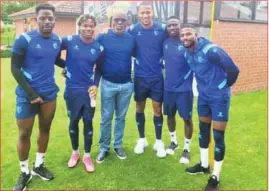  ??  ?? Pinnick (Third left) with the Nigerian contingent at Watford...at the weekend