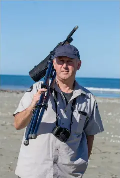  ??  ?? TOP / Bar-tailed godwits start arriving from Alaska at the AvonHeathc­ote Ihutai Estuary each September.