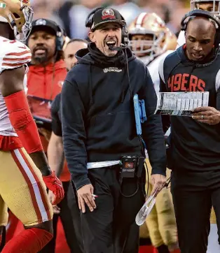  ?? Scott Strazzante/The Chronicle ?? Head coach Kyle Shanahan and the 49ers will try to spoil the Eagles’ perfect 5-0 home record.