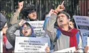  ?? BURHAAN KINU/HT PHOTO ?? Protests against Citizenshi­p Amendment bill continue, at Jantar Mantar in New Delhi on Monday.