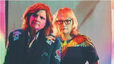  ?? COURTESY OF JEREMY COWART ?? Amy Ray and Emily Saliers are the focus of the documentar­y “Indigo Girls: It’s Only Life After All.”