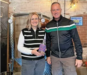  ?? Tatton Park ?? ● David Clayton of Big Hill Distillery with Tatton Park’s Marketing Manager Caroline Jackson at Big Hill Distillery