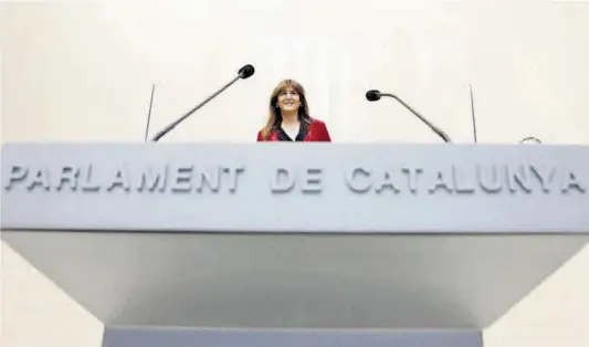  ?? Quique García / Efe ?? La presidenta del Parlament de Catalunya, Laura Borràs, ahir, durant una aturada de la segona sessió del debat d’investidur­a.