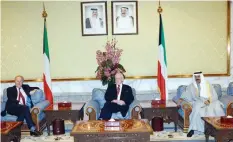  ??  ?? KUWAIT: Lord Mayor of London Dr Andrew Charles Parmley arrived in Kuwait yesterday on an official visit to the country. He was received by Governor of Hawally retired Lieutenant-General Sheikh Ahmad Nawaf Al-Ahmad Al-Sabah. —KUNA