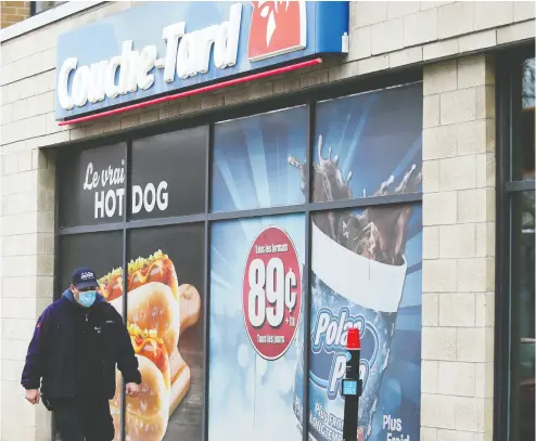  ?? CHRISTINNE MUSCHI / REUTERS ?? Couche-tard is making a Us$20-billion move for French grocer Carrefour SA. The acquisitio­n would be about five
times the size of its biggest purchase to date and thrust Quebec-based Couche-tard into large supermarke­ts.