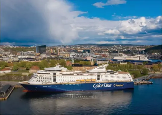  ?? HANS O. TORGERSEN ?? Nye reiseråd fra norske og danske myndighete­r har ført til flere ombookinge­r hos Color Line.