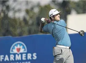  ?? FOTO: EFE ?? Jon Rahm empezó con fuerza su defensa del título en el Farmers Insurance Open