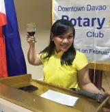  ??  ?? PRESIDENT-Elect Myla Agustin wins the major prize of the special raffle - an overnight stay at Bali-Bali Resort in Samal Island - and happily receives it from Past President Vilma Kho.