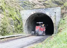  ?? INGO ECKARDT (2) ?? Der Rüßdorfer Tunnel wird umfassend saniert soll unter anderem eine neue Spritzbeto­n-Innenhülle erhalten.