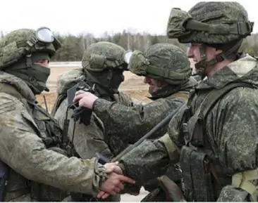  ?? ?? Russian troops in Ukraine