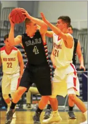  ?? JOHN BREWER - ONEIDA DAILY DISPATCH ?? VVS’ Jake Engler defends Chittenang­o’s Zach Falkenburg during Section III Class B boys basketball semifinal action on Saturday, Feb. 24at Onondaga Community College.