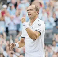  ?? FOTO: AP ?? Gilles Muller, su mejor Wimbledon a los 34 años