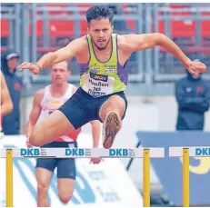  ?? RP-FOTO: WBI ?? Hürdenspez­ialist Jonas Hanßen hatte in Nürnberg das Ticket für den Endlauf sicher, ehe er an der neunten Hürde stürzte und ausschied.