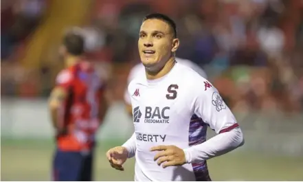  ?? JOSÉ CORDERO ?? David Guzmán, volante del Deportivo Saprissa, marcó el gol de la victoria ante San Carlos.