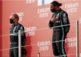  ??  ?? Valtteri Bottas no ha sido rival para Lewis Hamilton en la lucha por el título. El finlandés ha acabado la temporada a nada menos que 124 puntos de su compañero