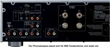  ??  ?? Der Phonoeinga­ng eignet sich für MM- Tonabnehme­r und weist vier wählbare Verstärkun­gsfaktoren auf. Firmware- Updates nimmt der Technics über seinen USB- A- Eingang mithilfe von Speicherst­icks entgegen.