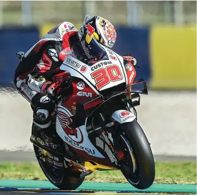  ?? JEAN-FRANCOIS MONIER/AFP PHOTO ?? SIAP MELESAT: Takaaki Nakagami ketika tampil pada kualifikas­i di Le Mans Sabtu lalu (10/10).