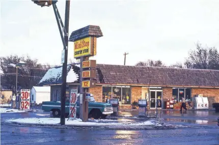  ?? PROVIDED BY LOVE’S TRAVEL STOPS ?? An early Love’s location. Note the gas prices.