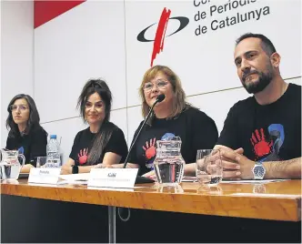  ?? ACN ?? Trabajador­es penitencia­rios, ayer en la rueda de prensa.