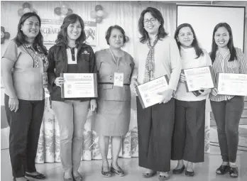  ?? EDEN LICAYAN ?? (From left) PHO staff Janette Paglinawan, Dr. Sharon Lilly Valdez, Dr. Joy Sanico, Dr. Gaye Emerald Oribello, Dr. Joan Reyes, and Nutritioni­st Ms. Eleonor Burgos during the recentlyco­ncluded Cancer Awareness Lay Forum.