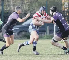  ??  ?? Nico Defeo on the run for Peterborou­gh Lions.