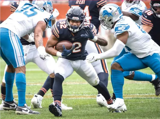  ?? ASHLEE REZIN/SUN-TIMES ?? David Montgomery’s knee injury put a damper on one of the most productive running games of the Matt Nagy era. Montgomery might miss a few games.