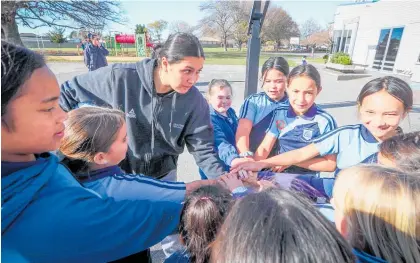  ?? Photo / Warren Buckland ?? The nationwide Hoops in Schools initiative to get more basketball hoops in schools has hit Hawke’s Bay.