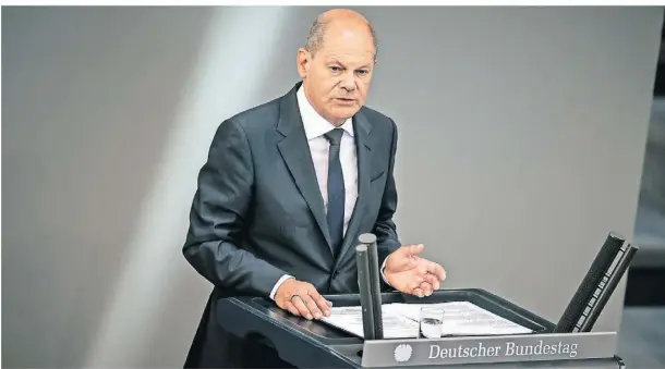  ?? FOTO: MICHAEL KAPPELER/DPA ?? Bundeskanz­ler Olaf Scholz (SPD) im Bundestag.