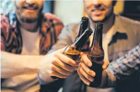  ?? SHUTTERSTO­CK ?? Las cervezas pasarían de tener recaudo monofásico a plurifásic­o.