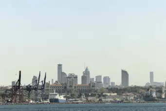  ?? ?? A general view of the Port of Haydarpaşa on the Bosporus, Istanbul, Türkiye, April 9, 2024.