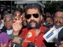  ?? PTI ?? Nakkheeran editor R Gopal addresses the media as he is being taken to court in Chennai on Tuesday. —