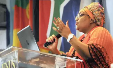  ?? TRACEY ADAMS | African News Agency (ANA) ?? CHAIRPERSO­N of the Commission on the Rights of Cultural, Religious and Linguistic communitie­s Thoko Mkhwanazi-Xaluva addressed church leaders about the report on commercial­isation of religion and abuse of belief systems. |