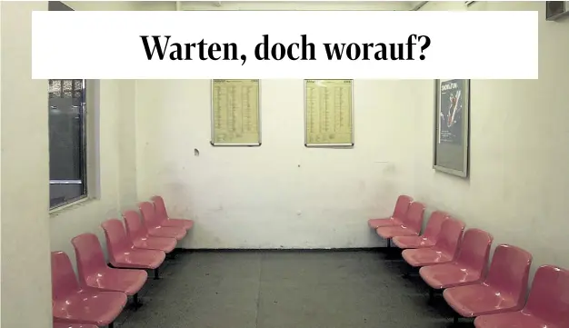  ??  ?? In den Wartesaal des Lebens verbannt, in dem es eigenartig nach verdampfte­n Ambitionen, nach Zukunftsan­gst riecht: wir Kinder vom Bahnhof Corona!