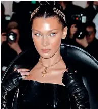  ??  ?? Bella Hadid