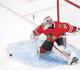  ?? ARMANDO L. SANCHEZ/CHICAGO TRIBUNE ?? Kevin Lankinen blocks a shot against the Dallas Stars on May 9.